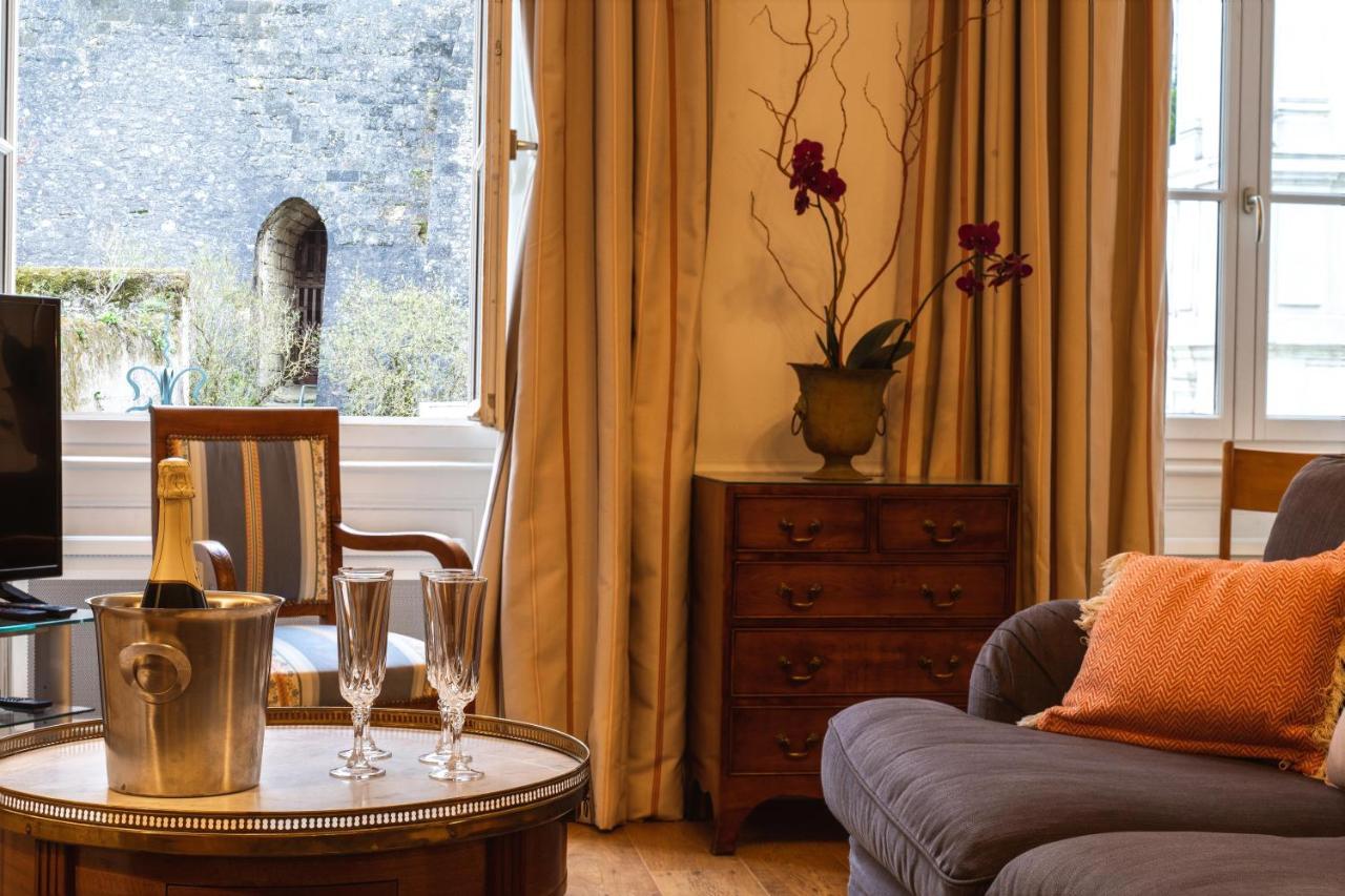 Cote Remparts Apartment อองบวส ภายนอก รูปภาพ